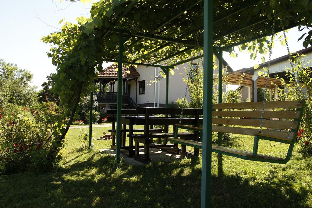 Apartments Tratincica Selište Drežničko Exterior foto